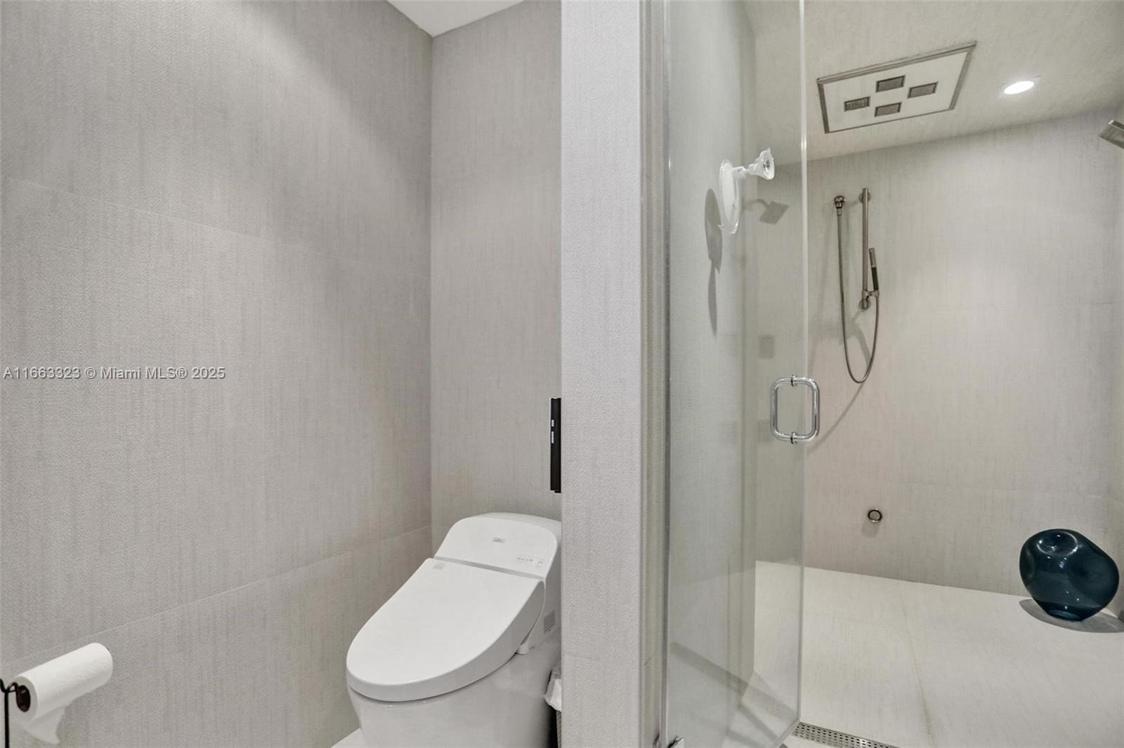 ATLANTIC I AT THE POINT C - Residential