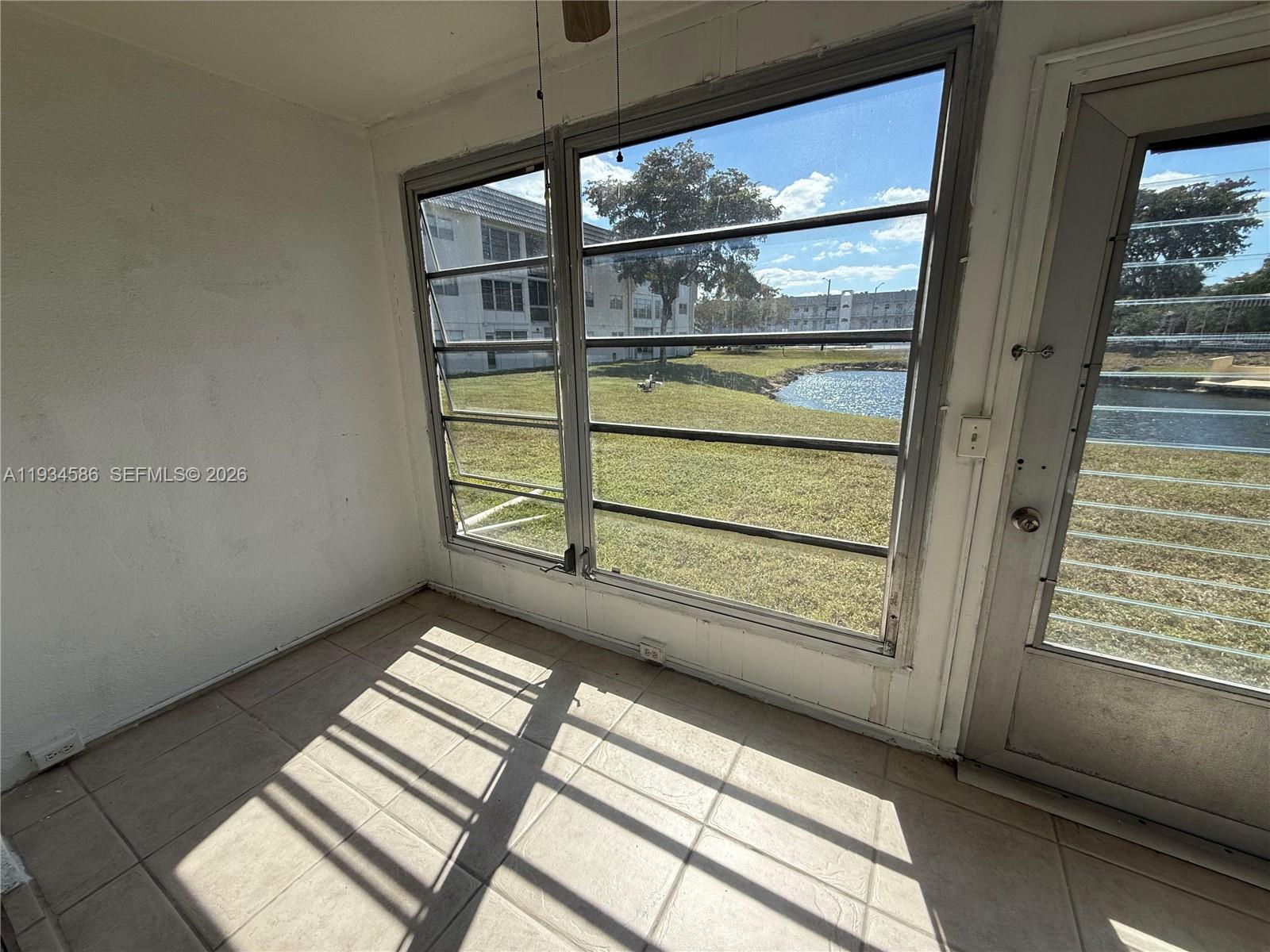 SUNRISE LAKES 36 CONDO - Residential