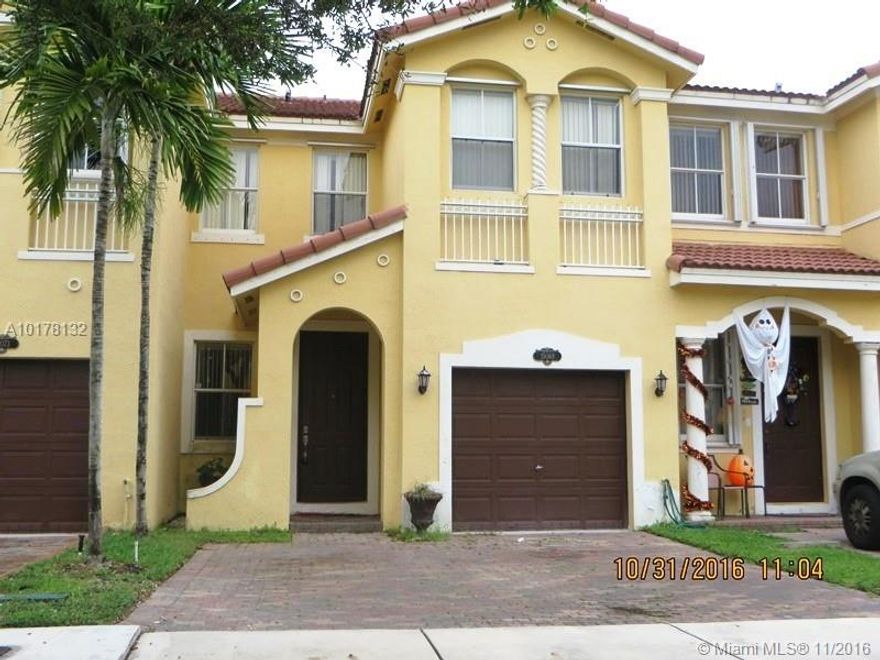 GRAND LAKES 3/2.5, 1 CAR GARAGE TWO-STORY TOWNHOUSE READY FOR YOUR FINISHING TOUCHES! GREAT LOCATION CLOSE TO SCHOOLS & SHOPPING! FEATURES HIGH CEILINGS, FAMILY ROOM AND TILE FLOORS! EMPLOYEES AND FAMILY MEMBERS RESIDING WITH EMPLOYEES OF JPMORGAN CHASE BANK, N.A, ITS AFFILIATES OR SUBSIDIARIES ARE STRICTLY PROHIBITED FROM DIRECTLY OR INDIRECTLY PURCHASING ANY PROPERTY OWNED BY JPMORGAN CHASE BANK, N.A. SUBMIT OFFERS AT BOTH LINKS IN BROKER REMARKS! A $150 TECHNOLOGY FEE DUE AT CLOSING FROM BUYER’S AGENT!