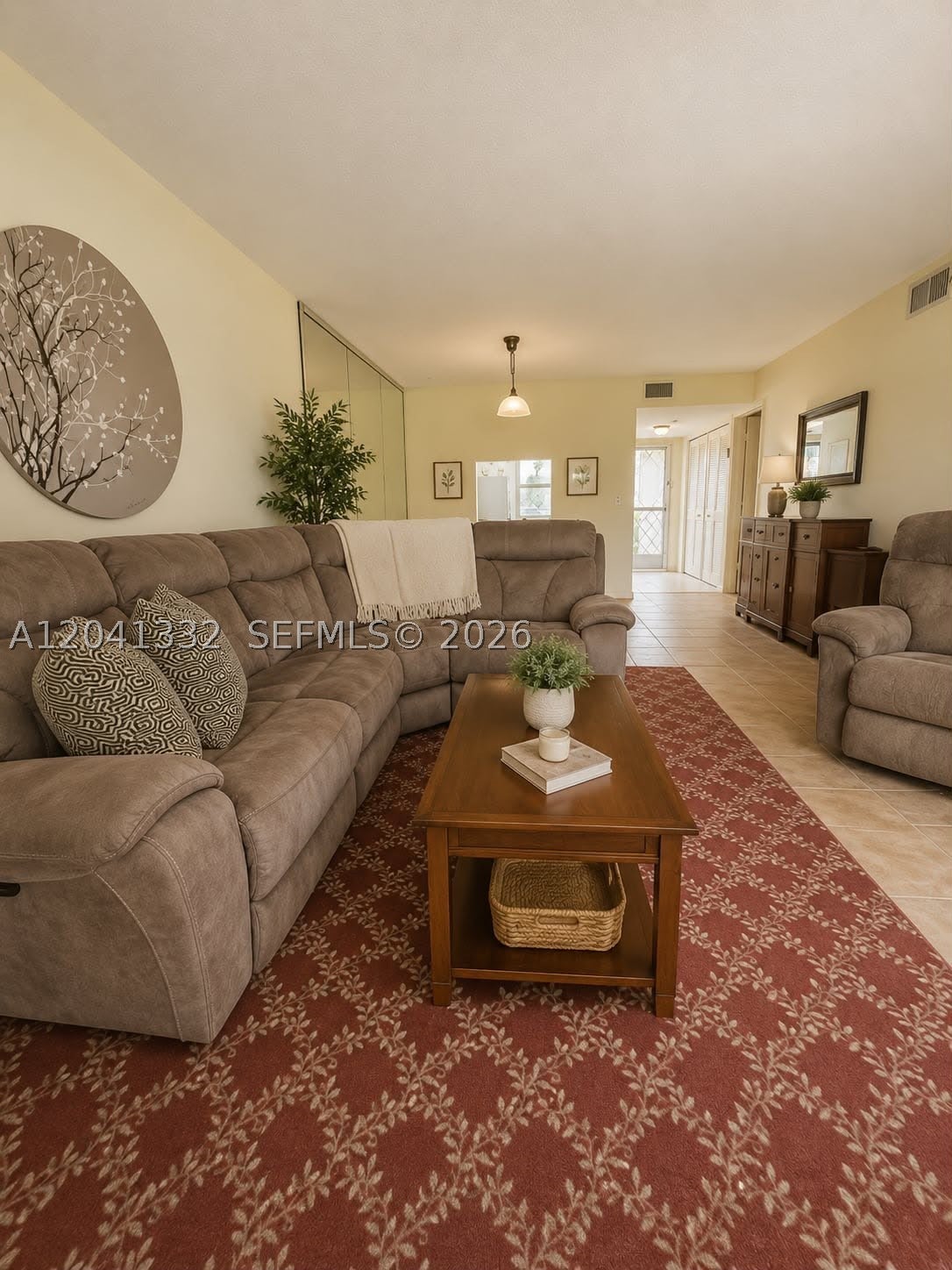 20 Abbey Ln 101, Delray Beach FL 33446