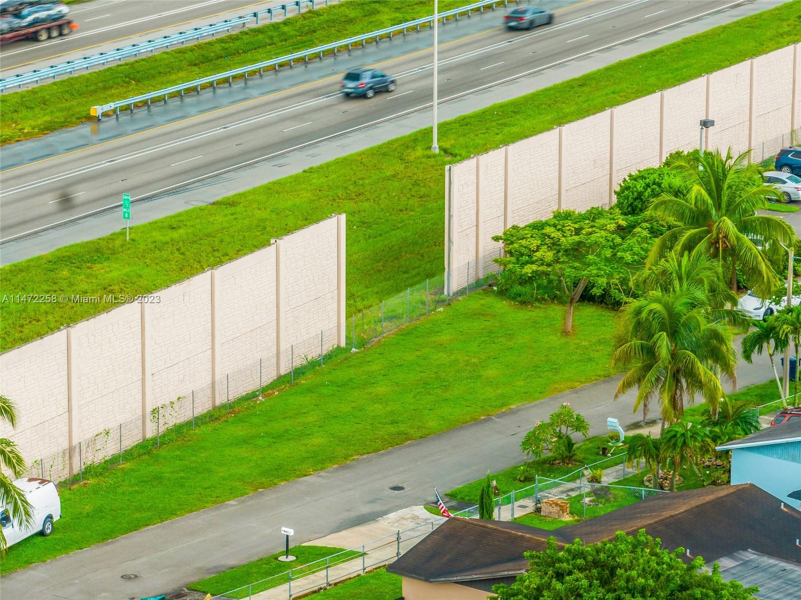 PRINCETONIAN SUB SEC 3 - Land