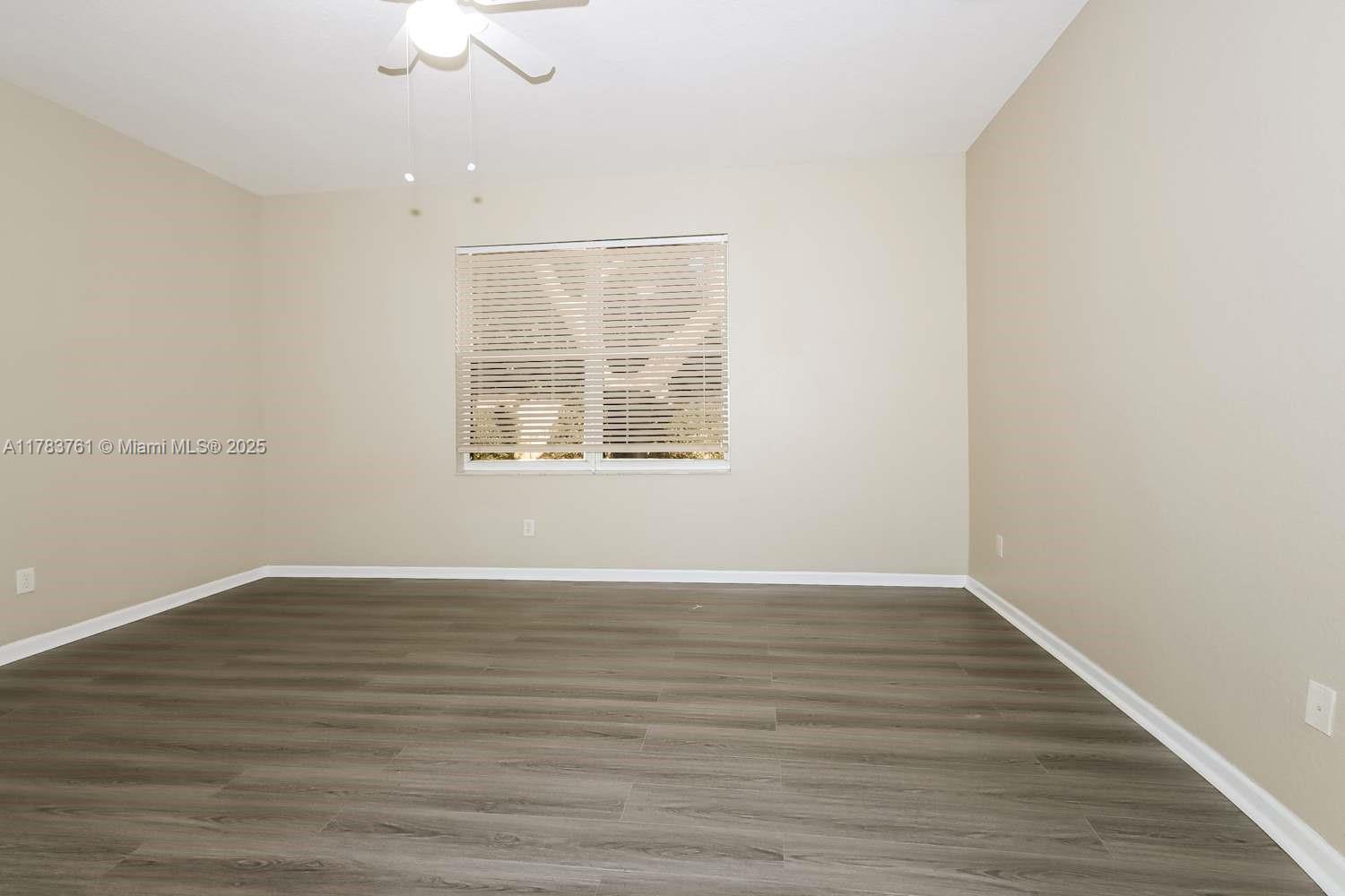 CORAL TRACE - Residential Lease