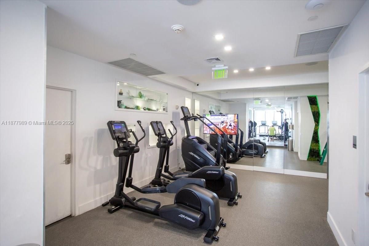 MARQUIS CONDO - Residential Lease