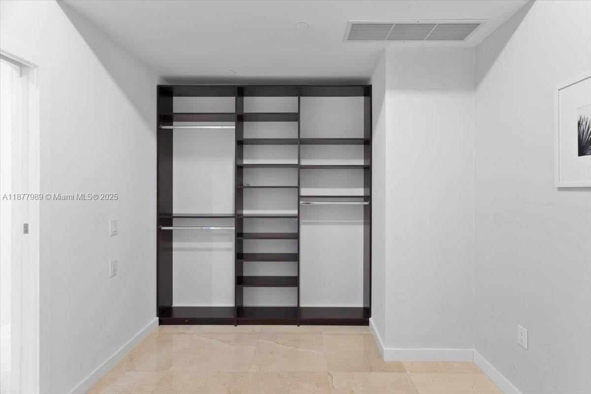 MARQUIS CONDO - Residential Lease