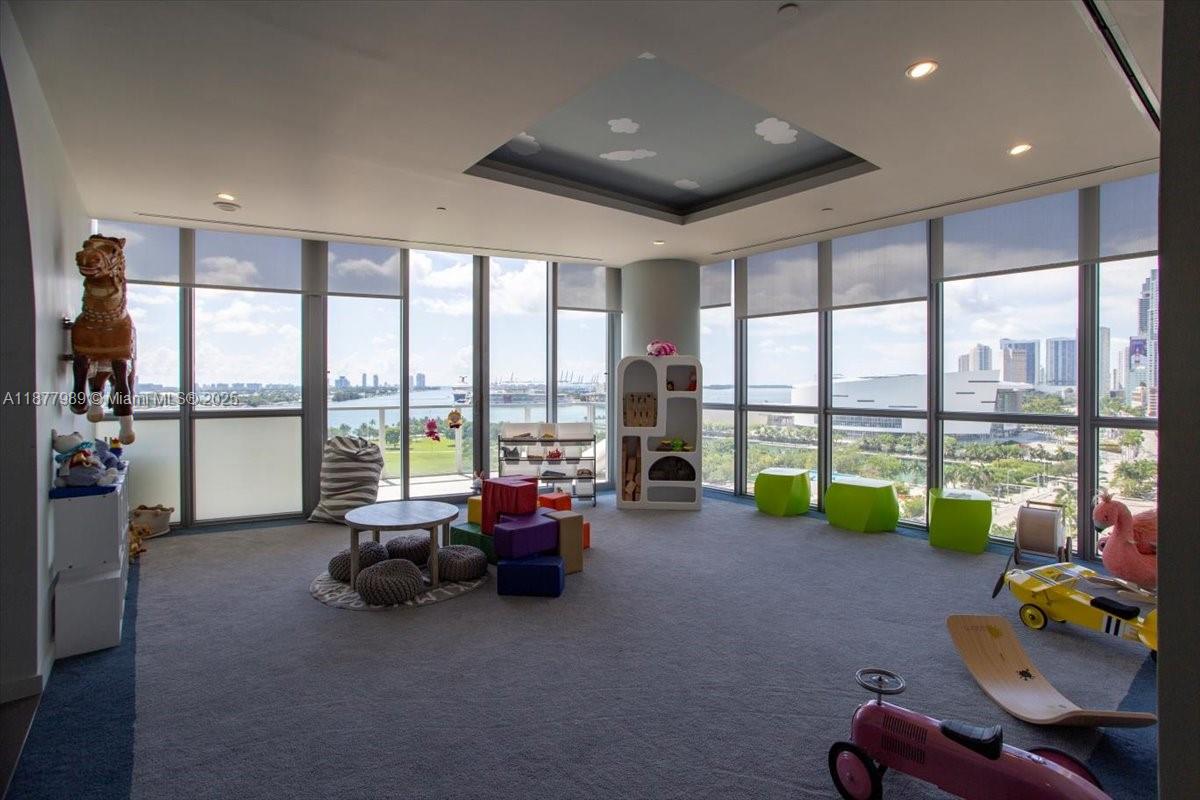 MARQUIS CONDO - Residential Lease