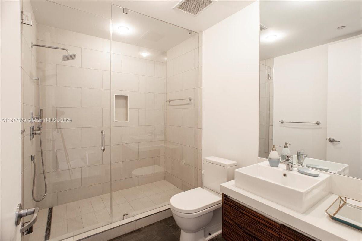 MARQUIS CONDO - Residential Lease