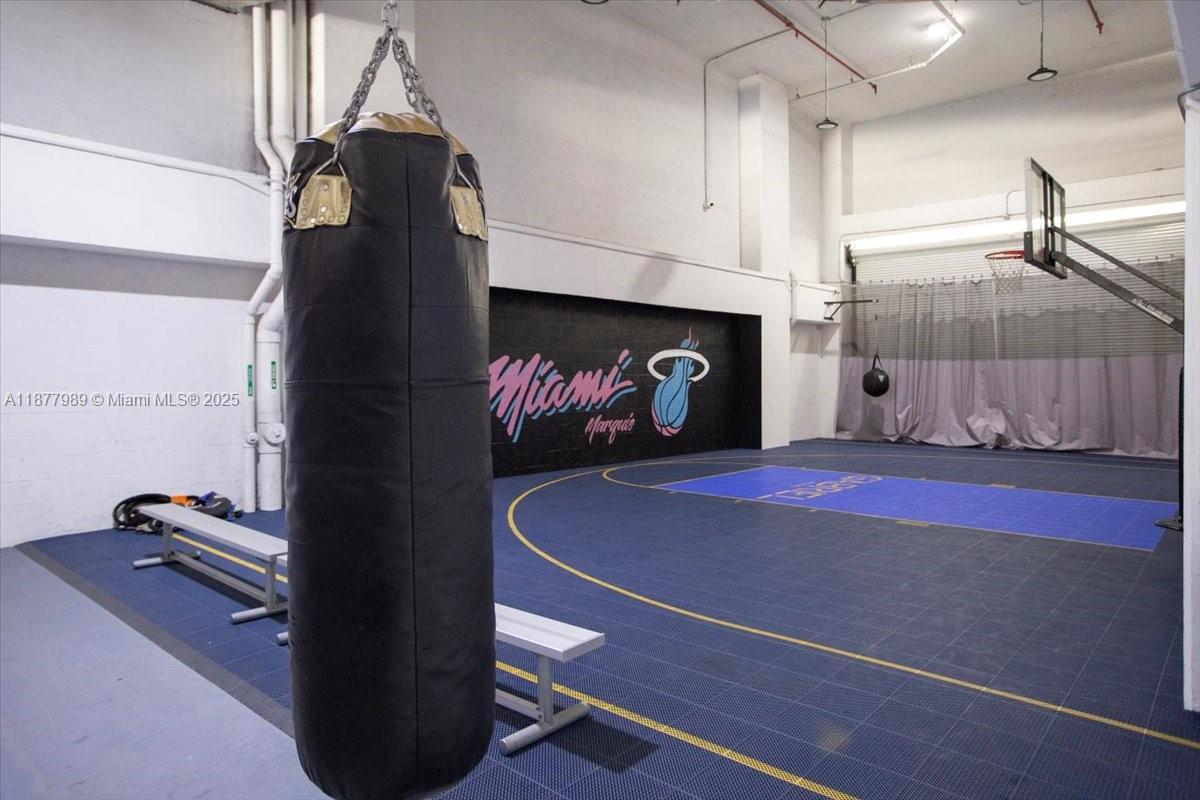 MARQUIS CONDO - Residential Lease