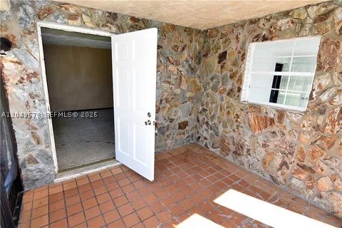 12474 poem ave