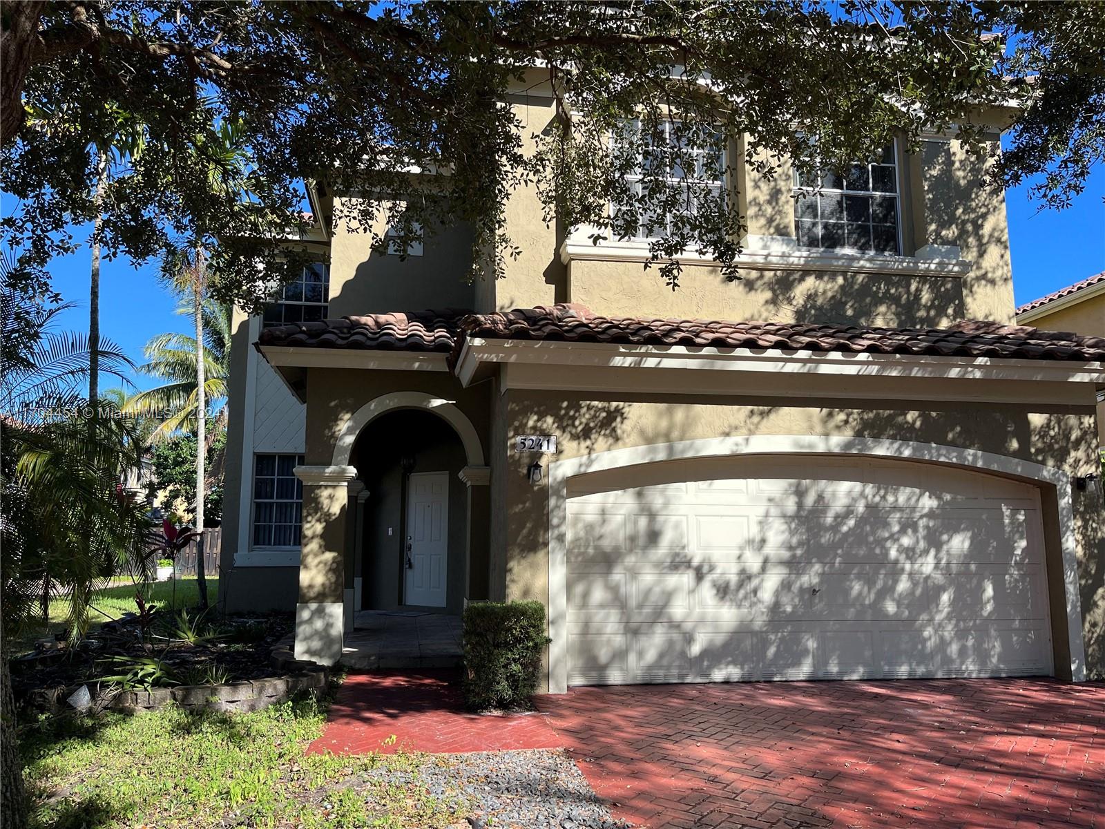 5241 Sw 138th Ter, Miramar, Broward County, Florida - 4 Bedrooms  
3 Bathrooms - 