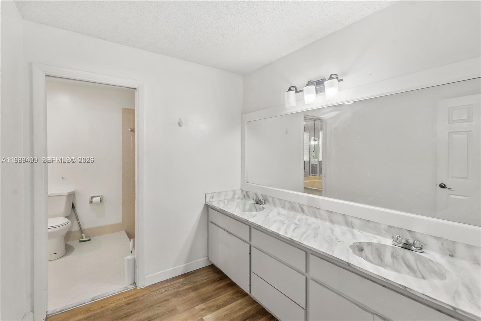 CYPRESS GLEN - Residential