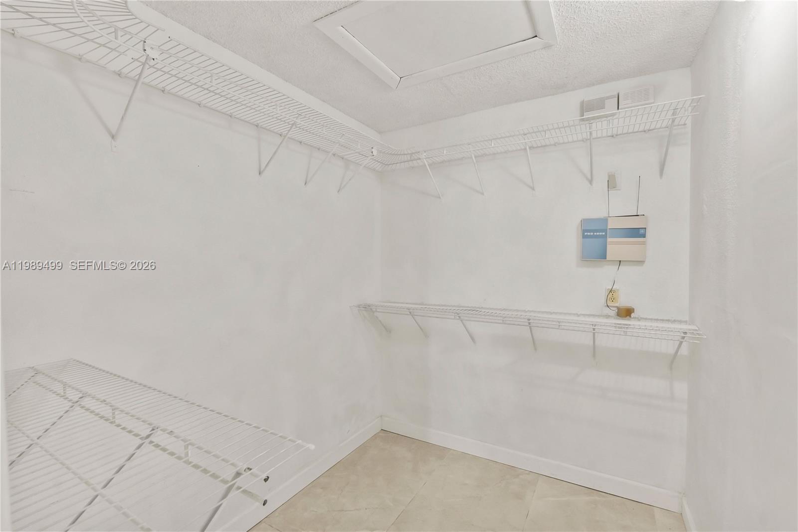 CYPRESS GLEN - Residential