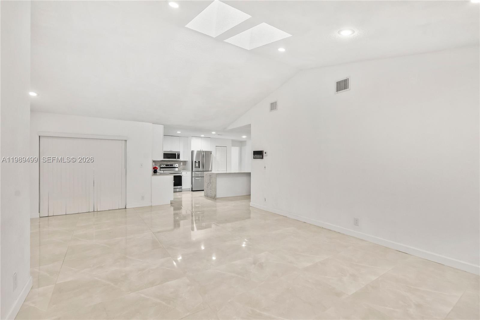 CYPRESS GLEN - Residential