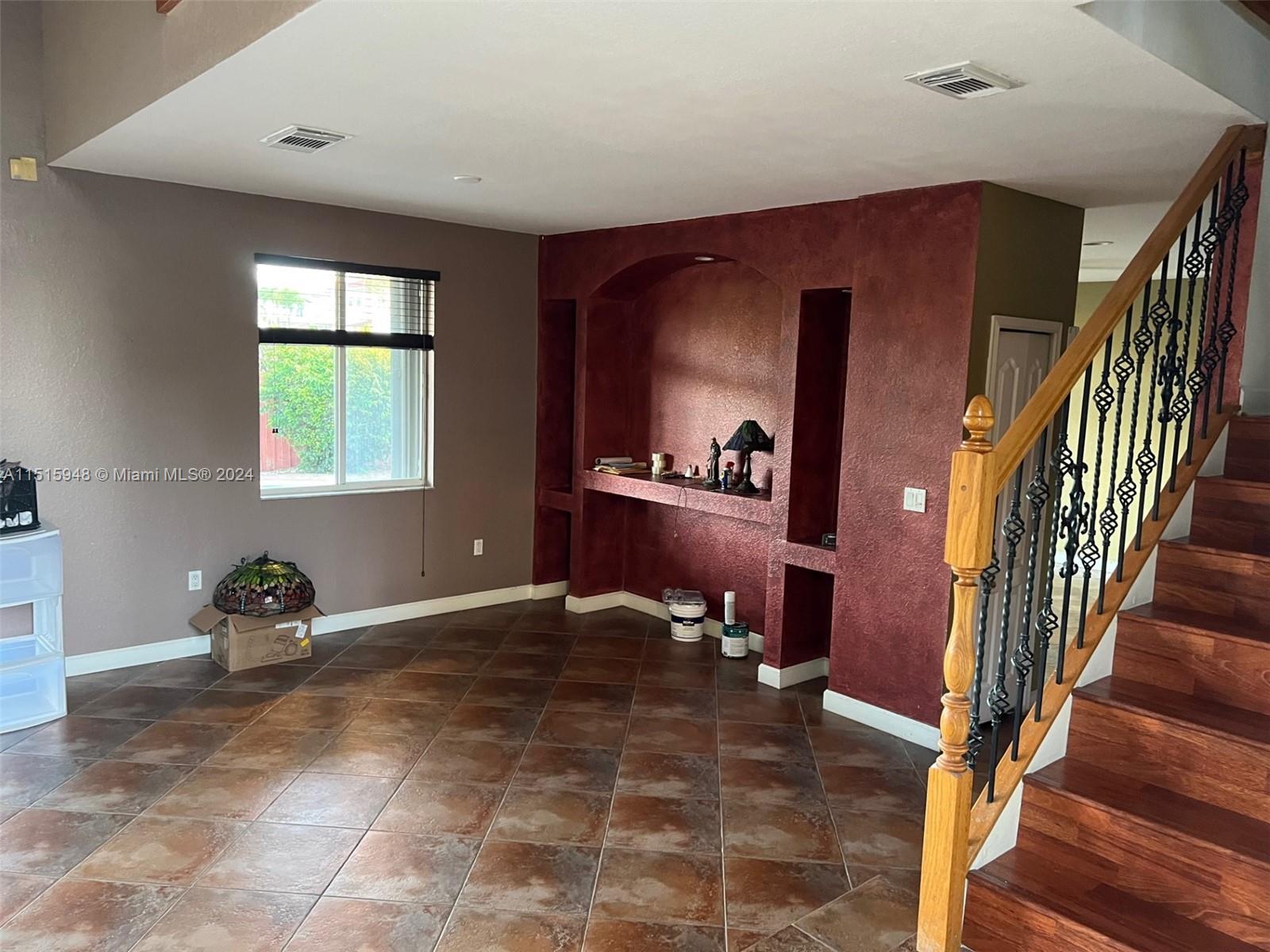 CRESTVIEW LAKES 2ND ADDN - Residential