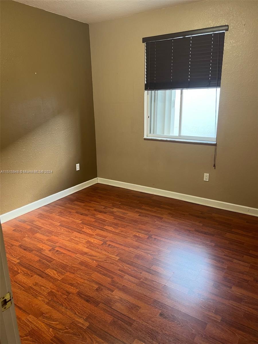 CRESTVIEW LAKES 2ND ADDN - Residential