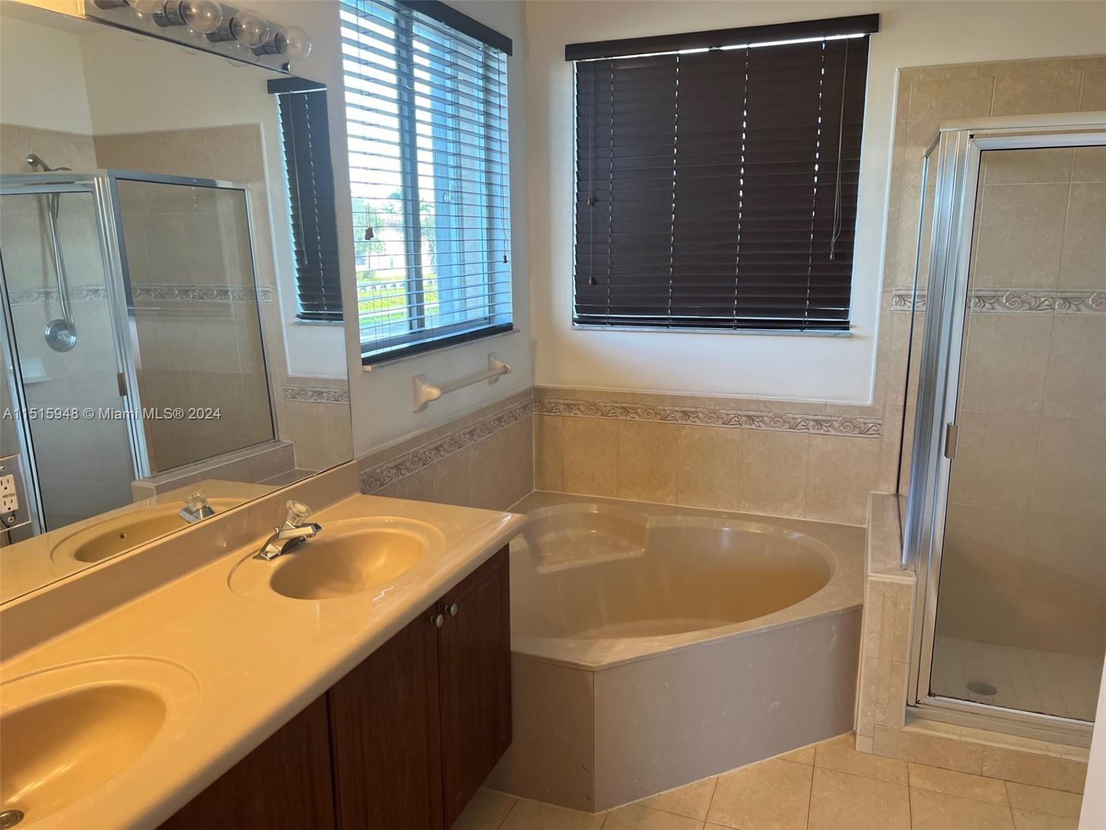 CRESTVIEW LAKES 2ND ADDN - Residential