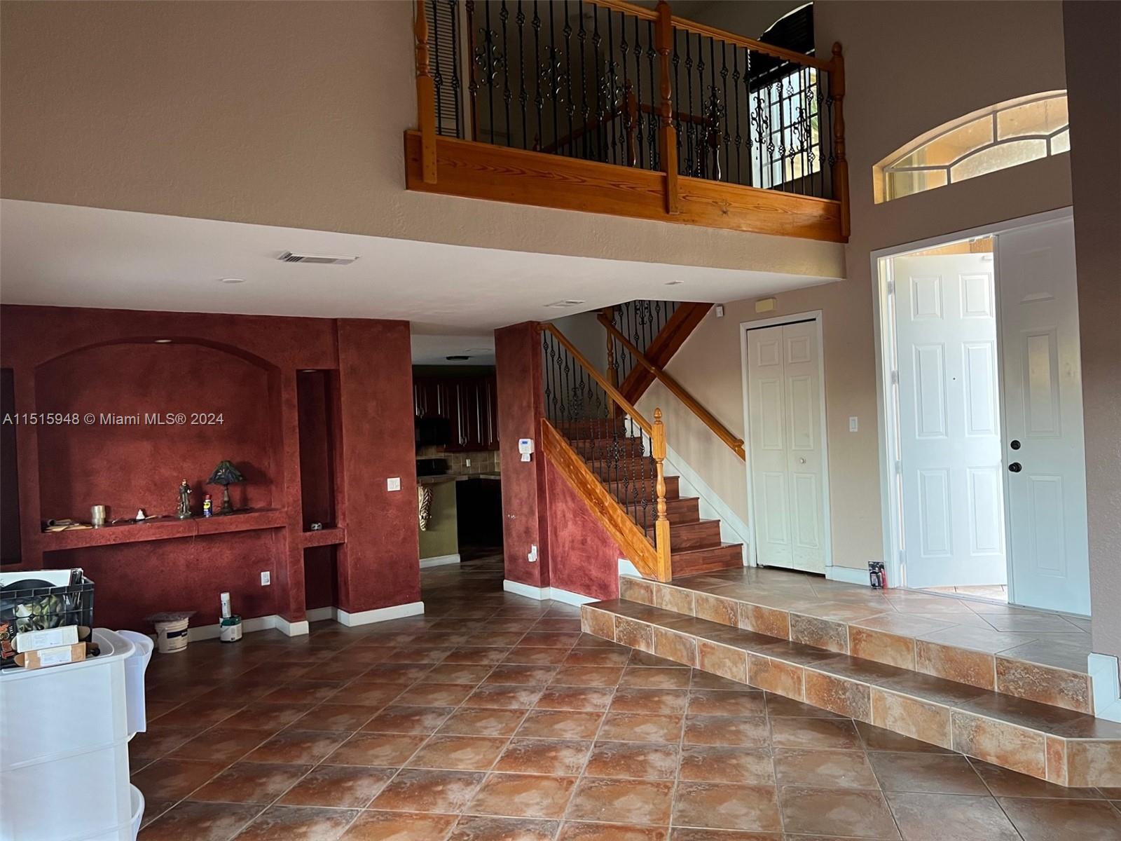 CRESTVIEW LAKES 2ND ADDN - Residential