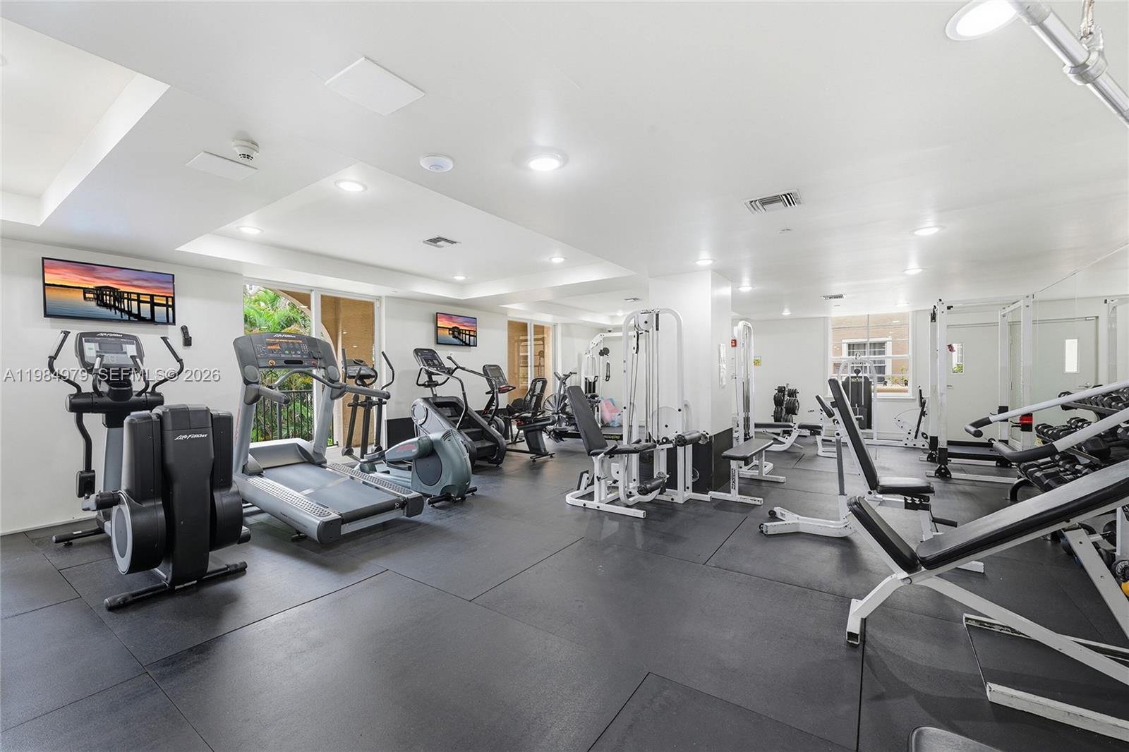 LAS OLAS BY THE RIVER CON - Residential