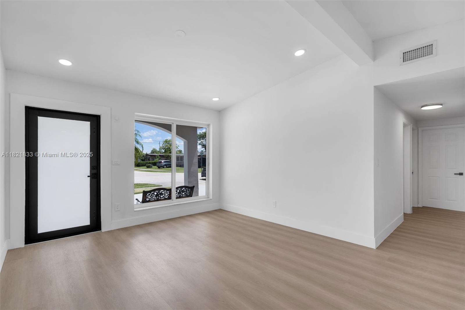 11030 SW 42 ST