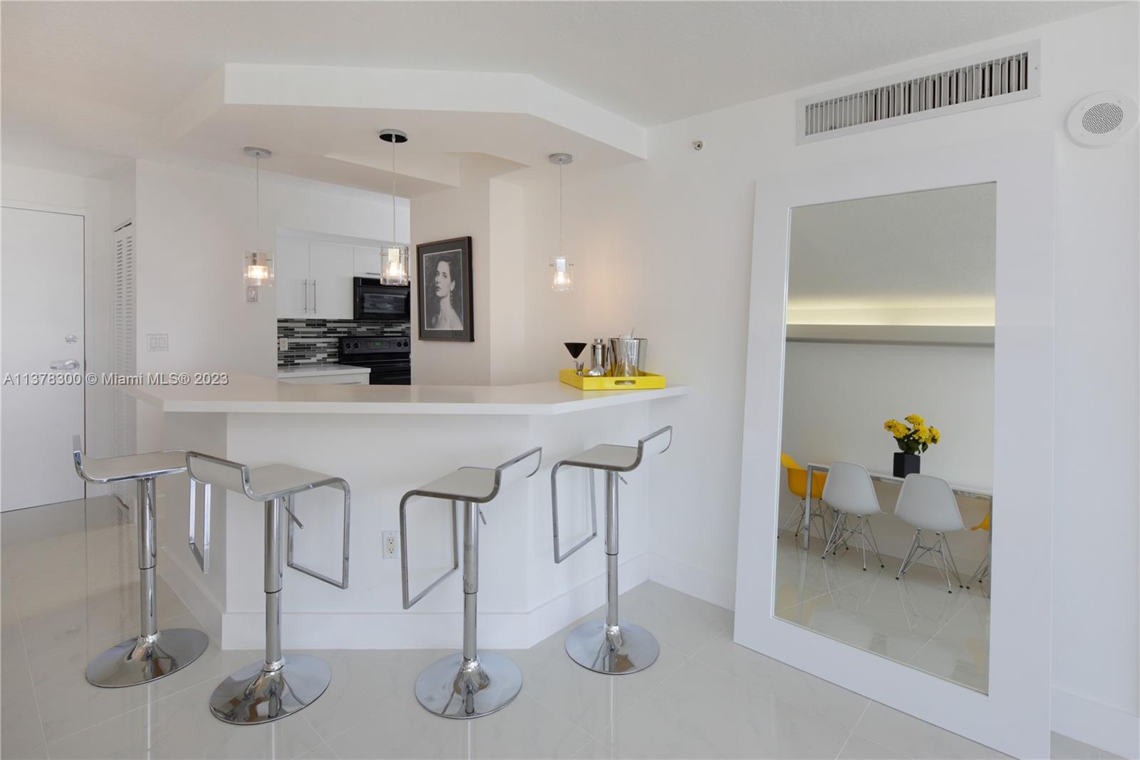 6917 Collins Ave 820