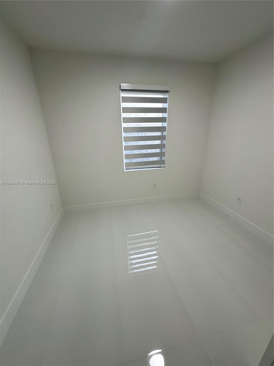 J G HEADS FARMS SUB - Residential Lease