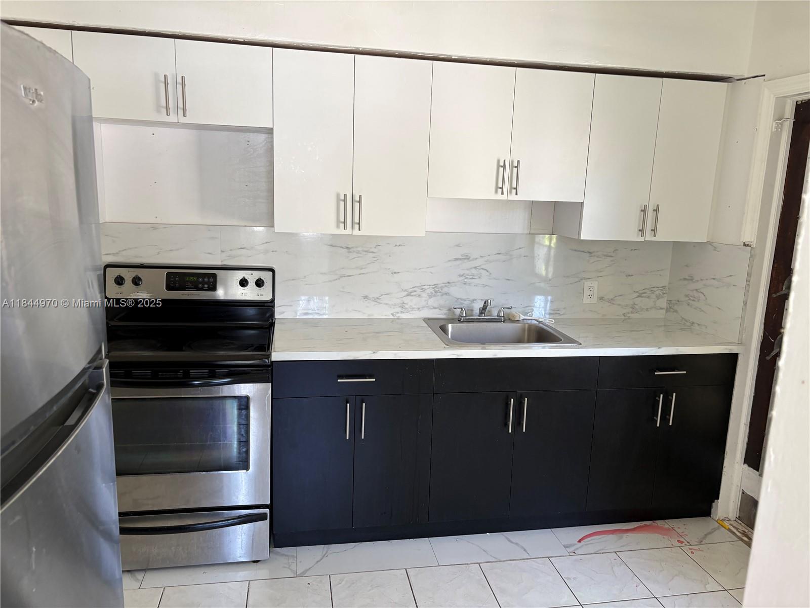 LYNDALE ADDN - Residential Income