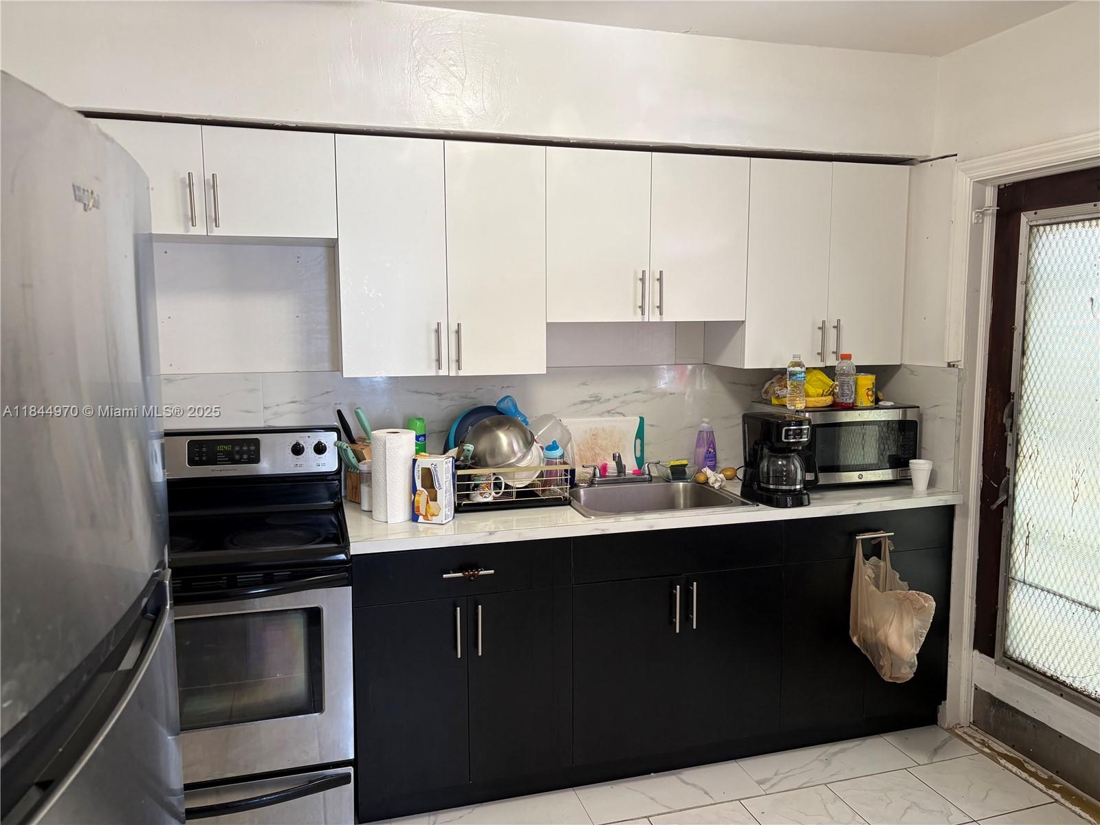 LYNDALE ADDN - Residential Income