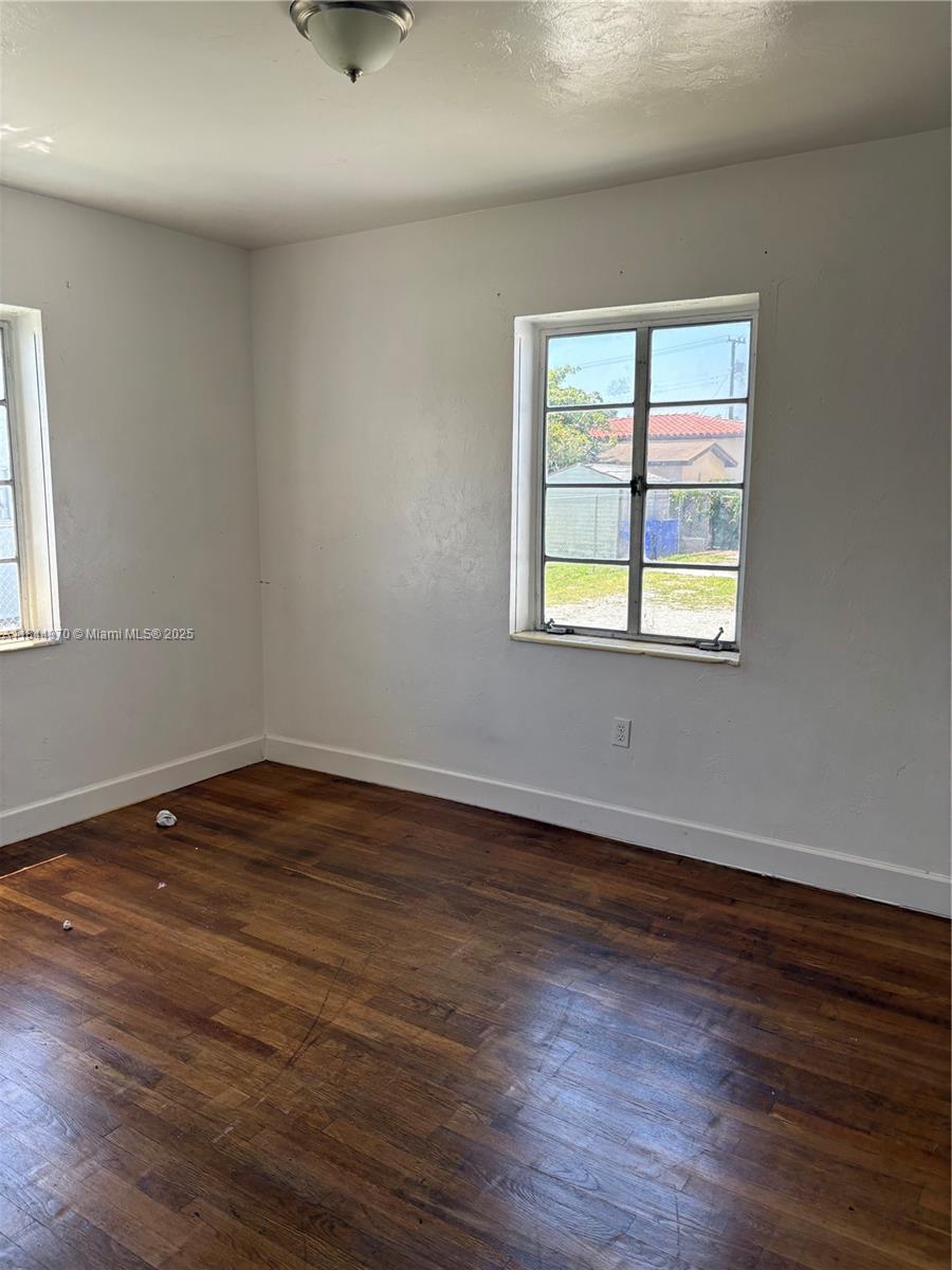 LYNDALE ADDN - Residential Income