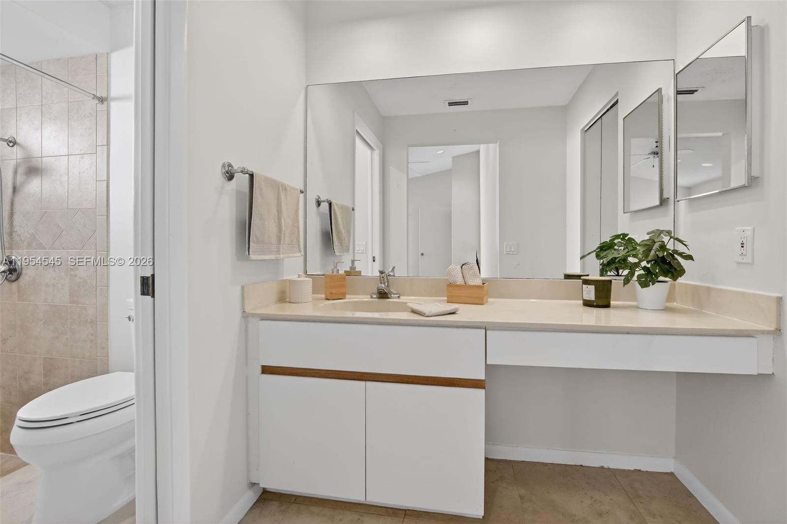 Country Isles Patio Homes - Residential