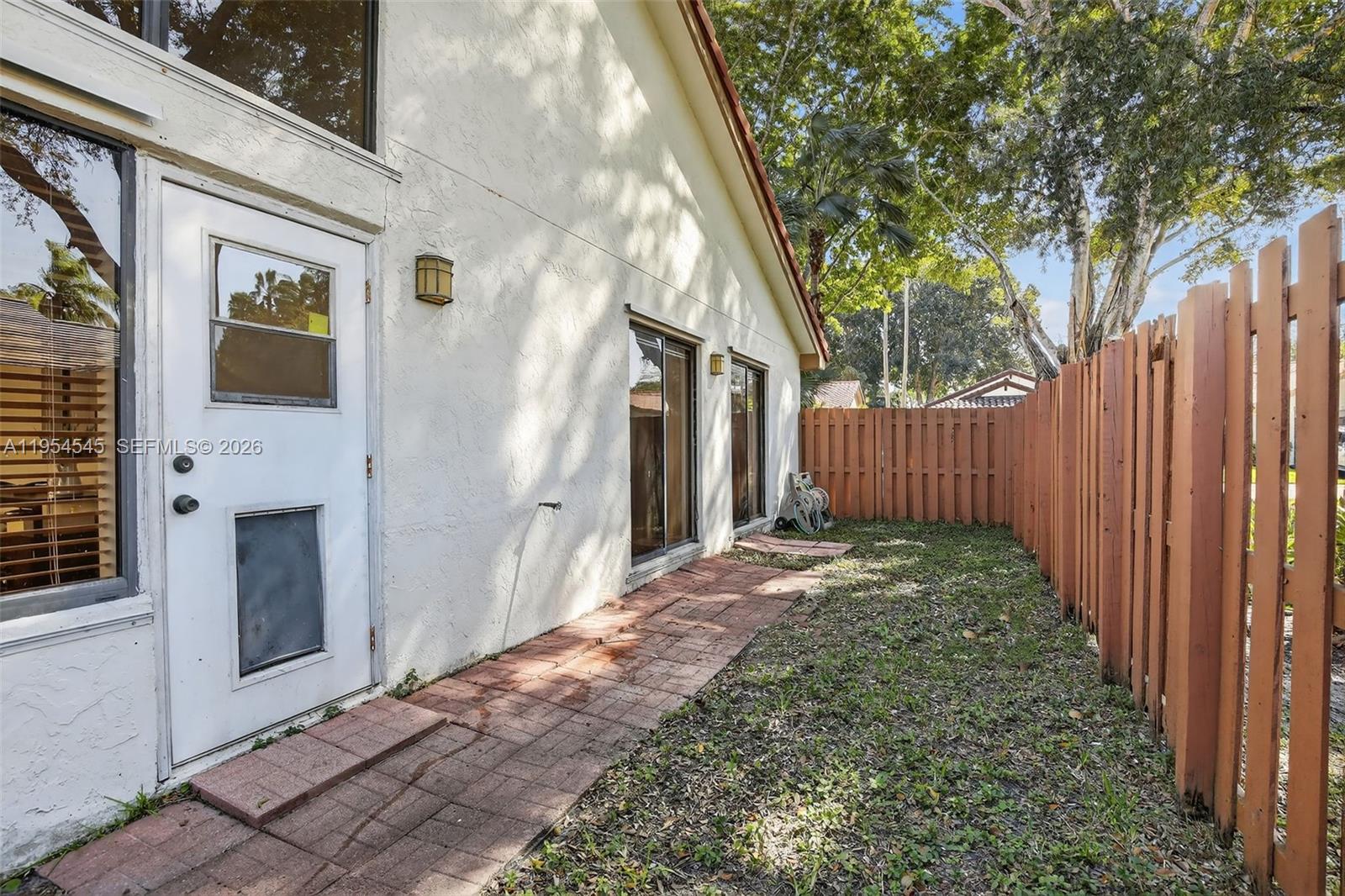 Country Isles Patio Homes - Residential