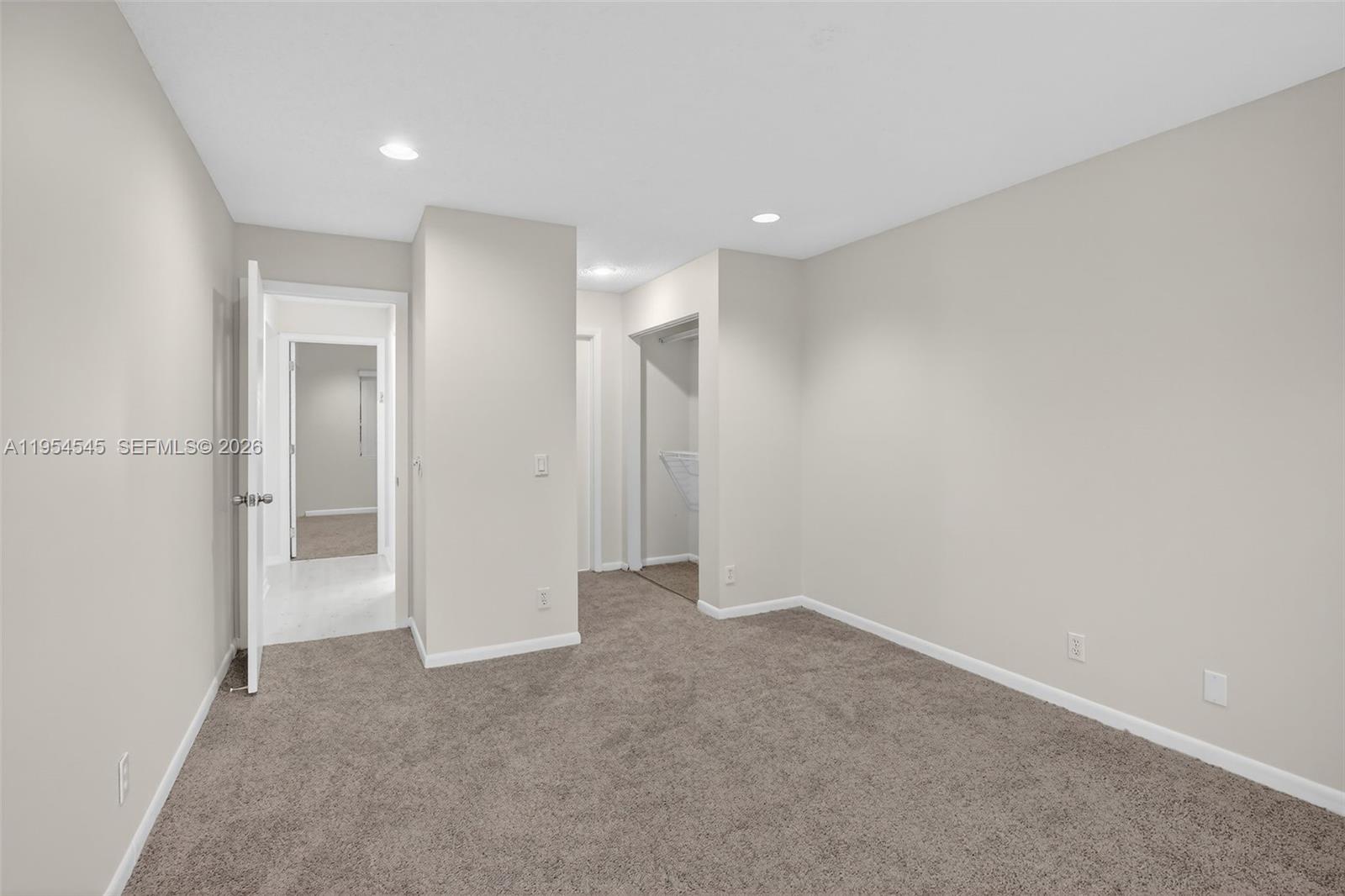 Country Isles Patio Homes - Residential