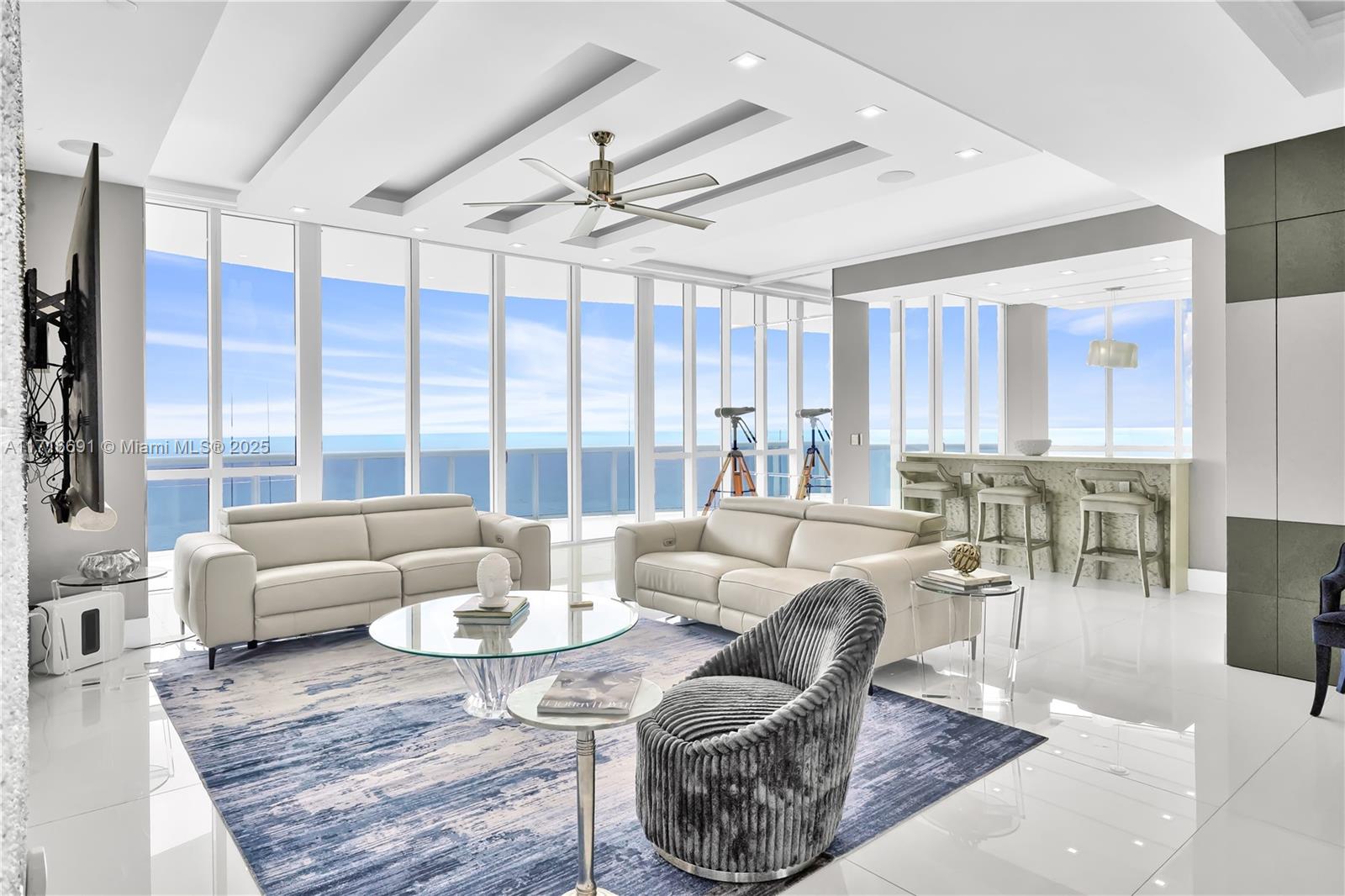TDR TOWER III CONDO - Residential