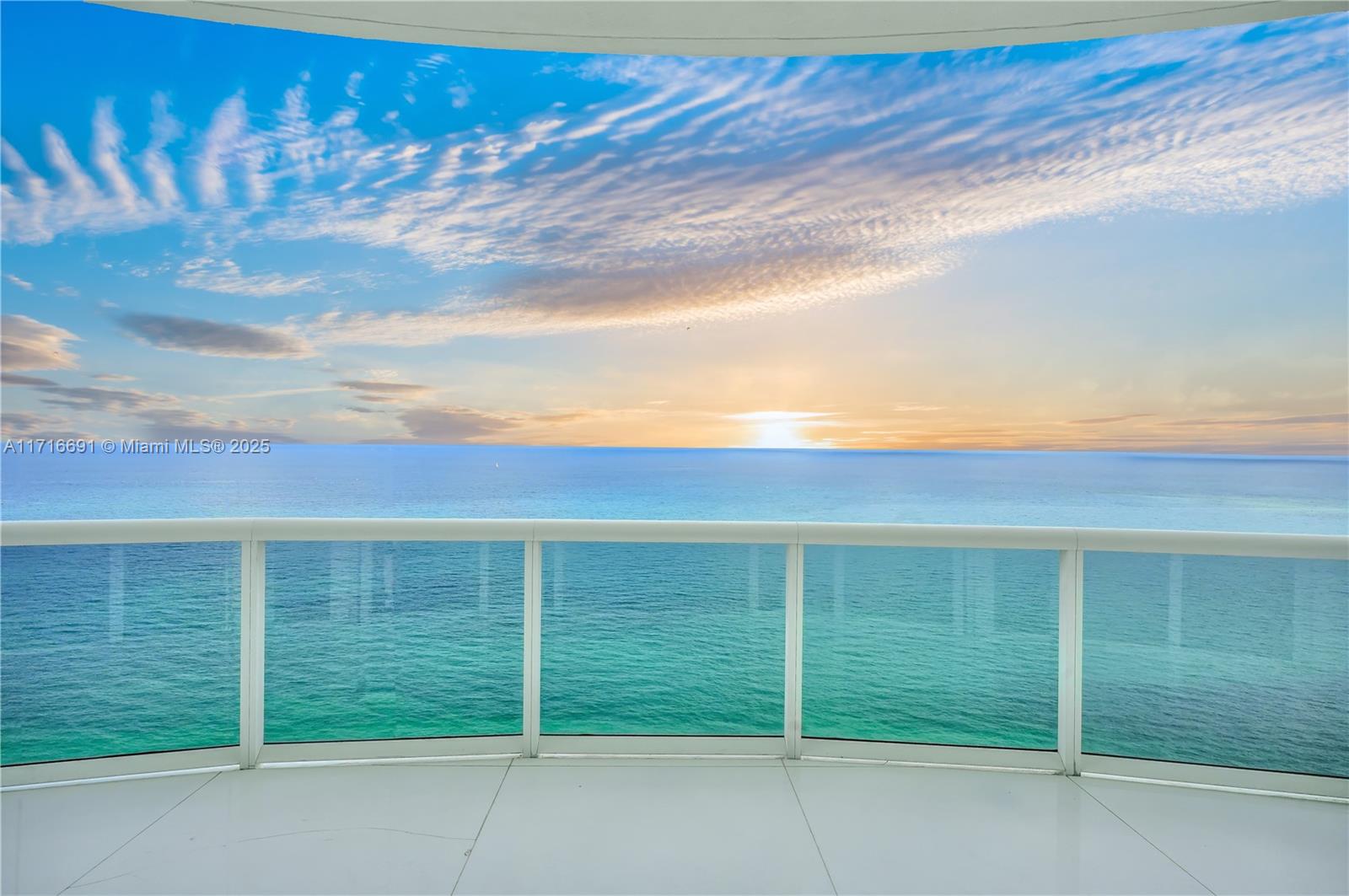 TDR TOWER III CONDO - Residential