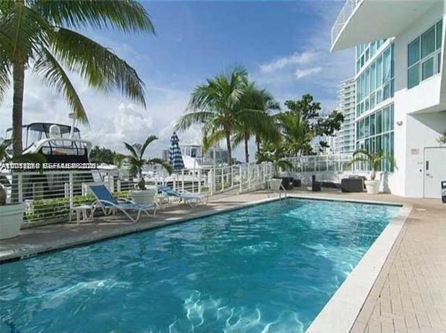 REGATTA AT INDIAN CREEK C - Residential
