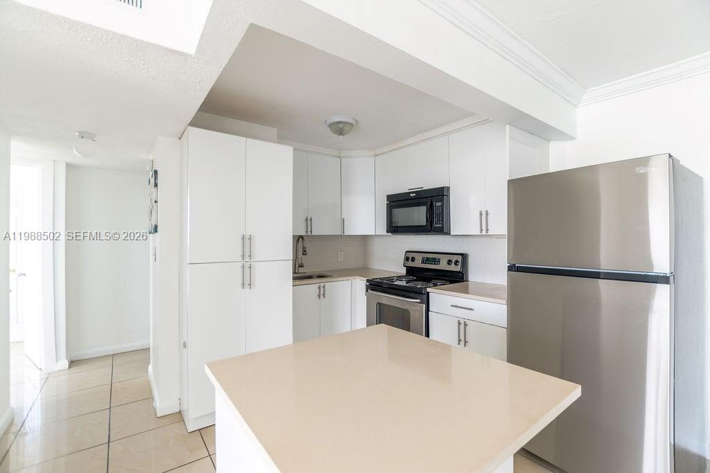 LISETTE CONDO - Residential