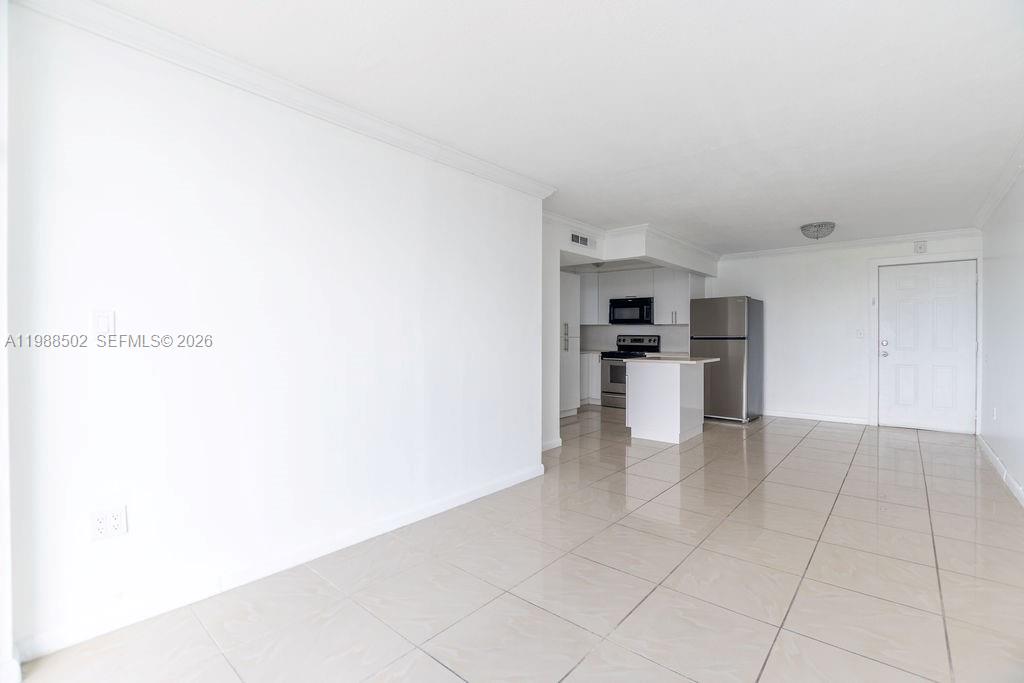 LISETTE CONDO - Residential