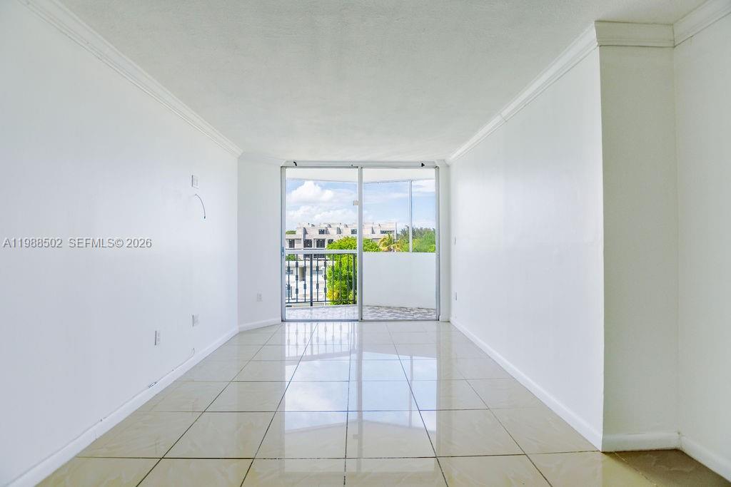 LISETTE CONDO - Residential