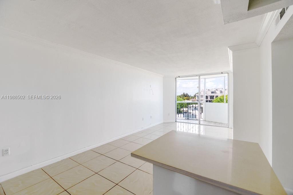 LISETTE CONDO - Residential
