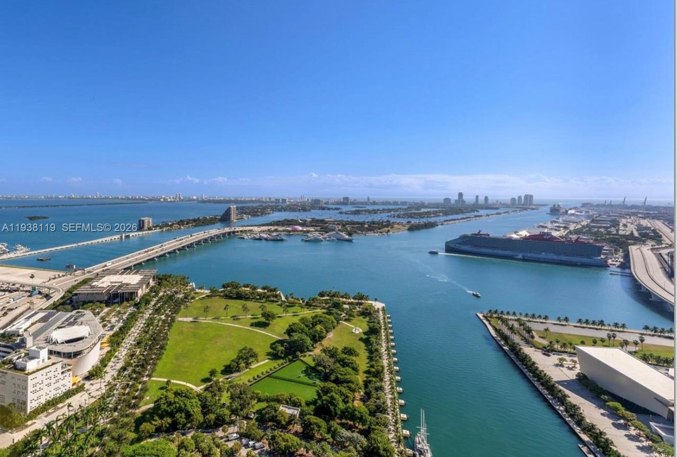 900 BISCAYNE BAY CONDO - Residential Lease