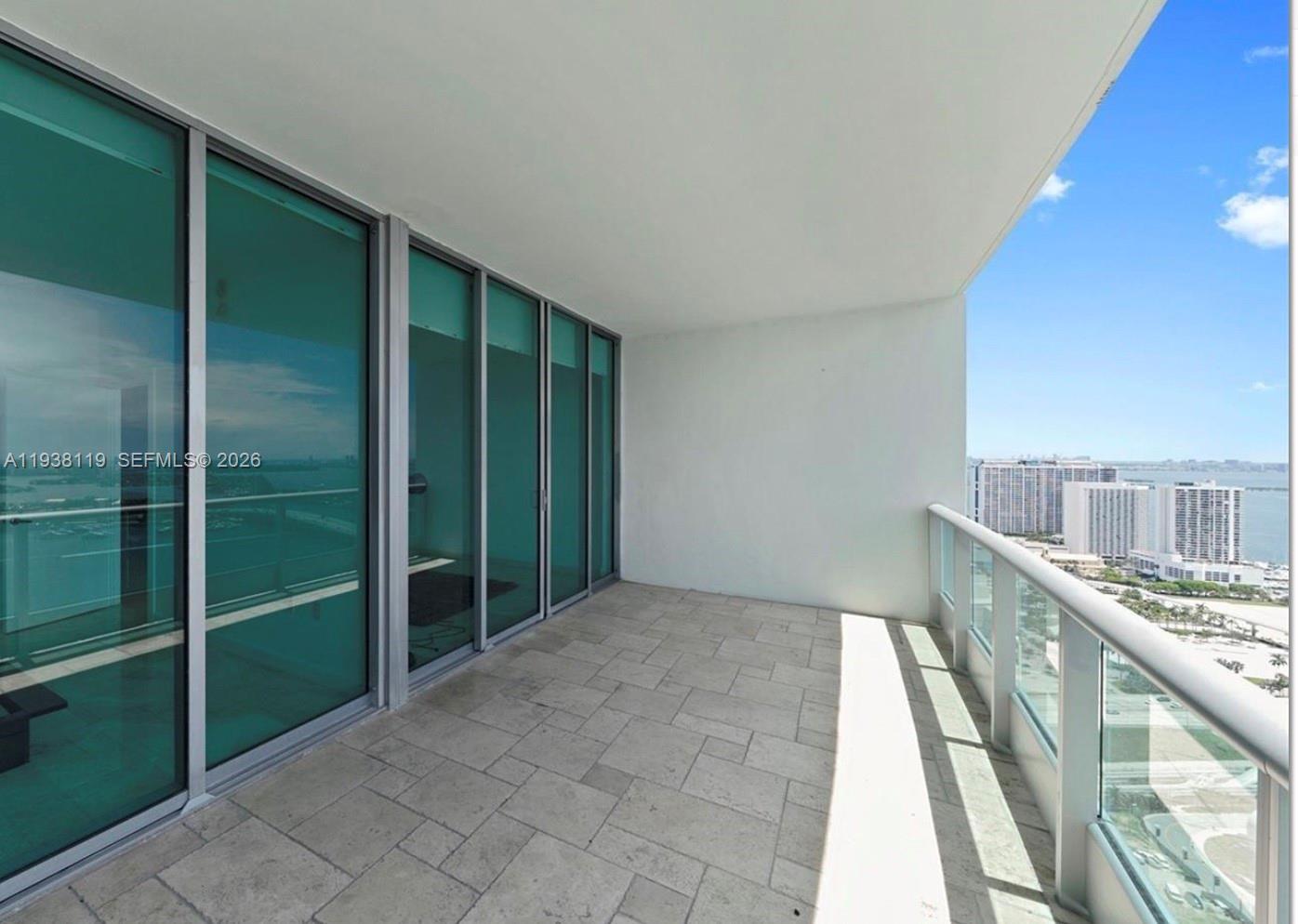 900 BISCAYNE BAY CONDO - Residential Lease
