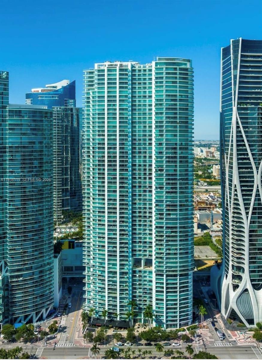 900 BISCAYNE BAY CONDO - Residential Lease