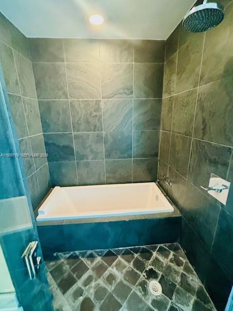 900 BISCAYNE BAY CONDO - Residential Lease