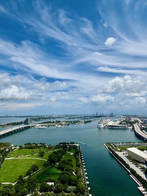 900 BISCAYNE BAY CONDO - Residential Lease