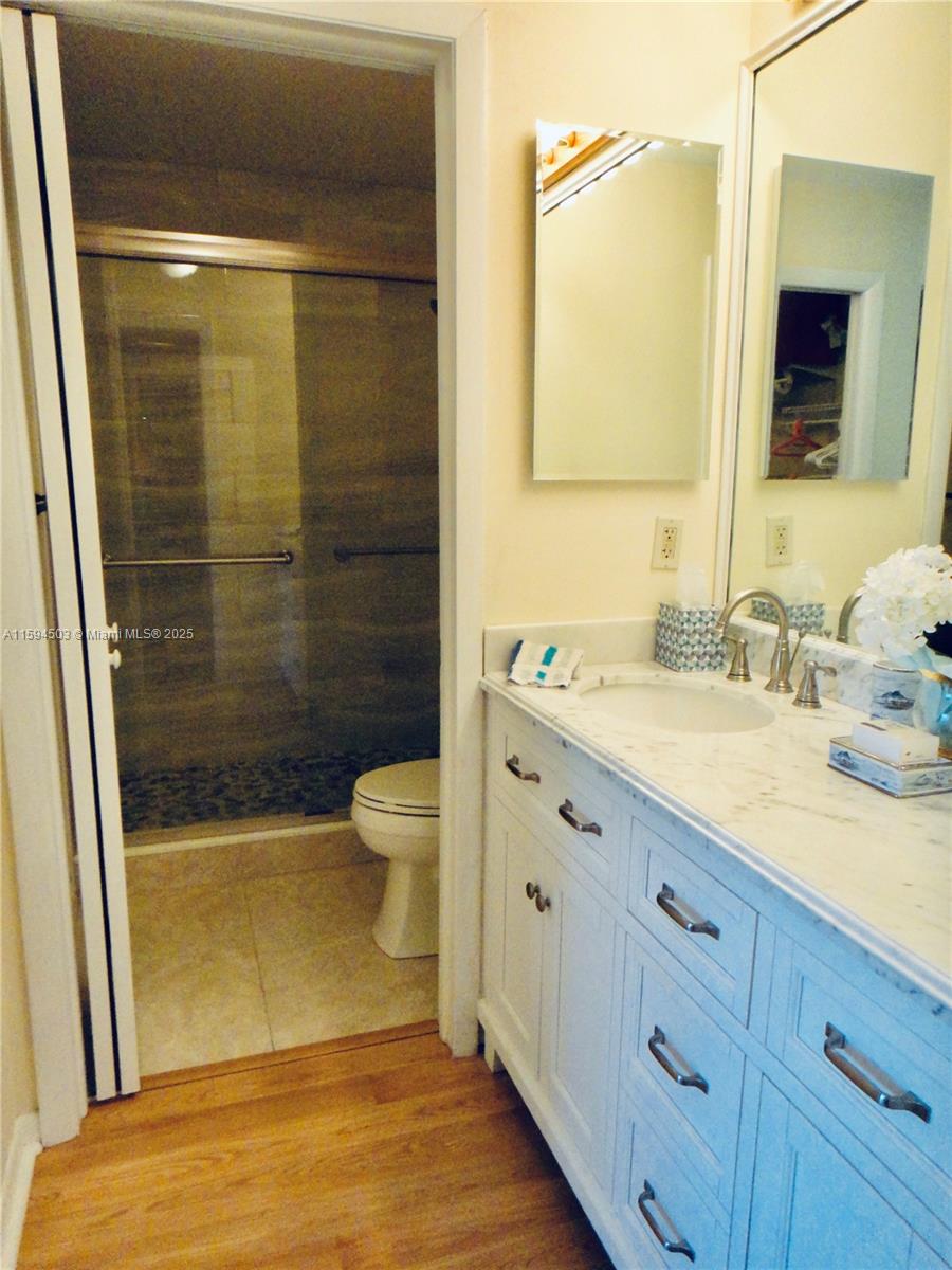 DUNBAR WOODS CONDO I II A - Residential Lease