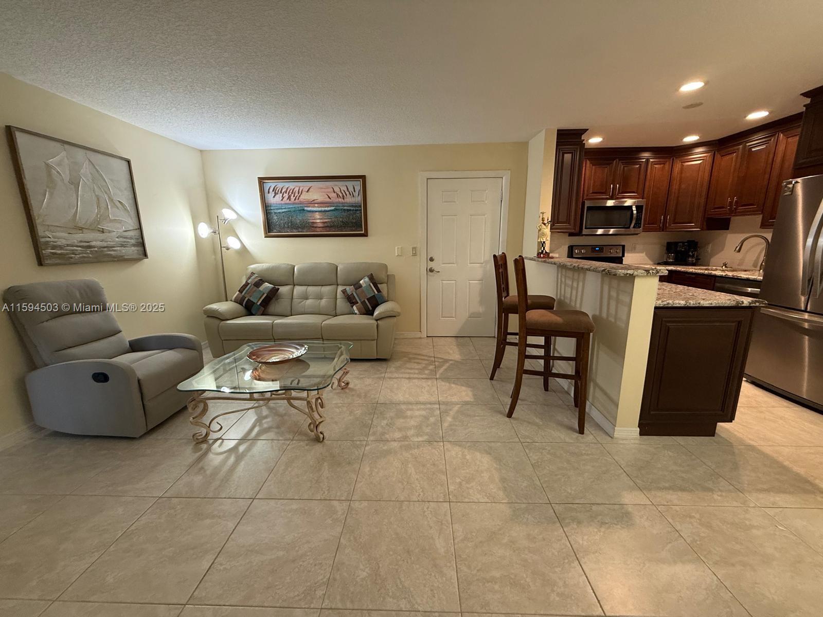 DUNBAR WOODS CONDO I II A - Residential Lease