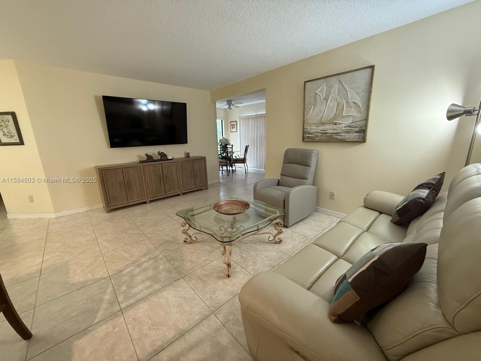 DUNBAR WOODS CONDO I II A - Residential Lease