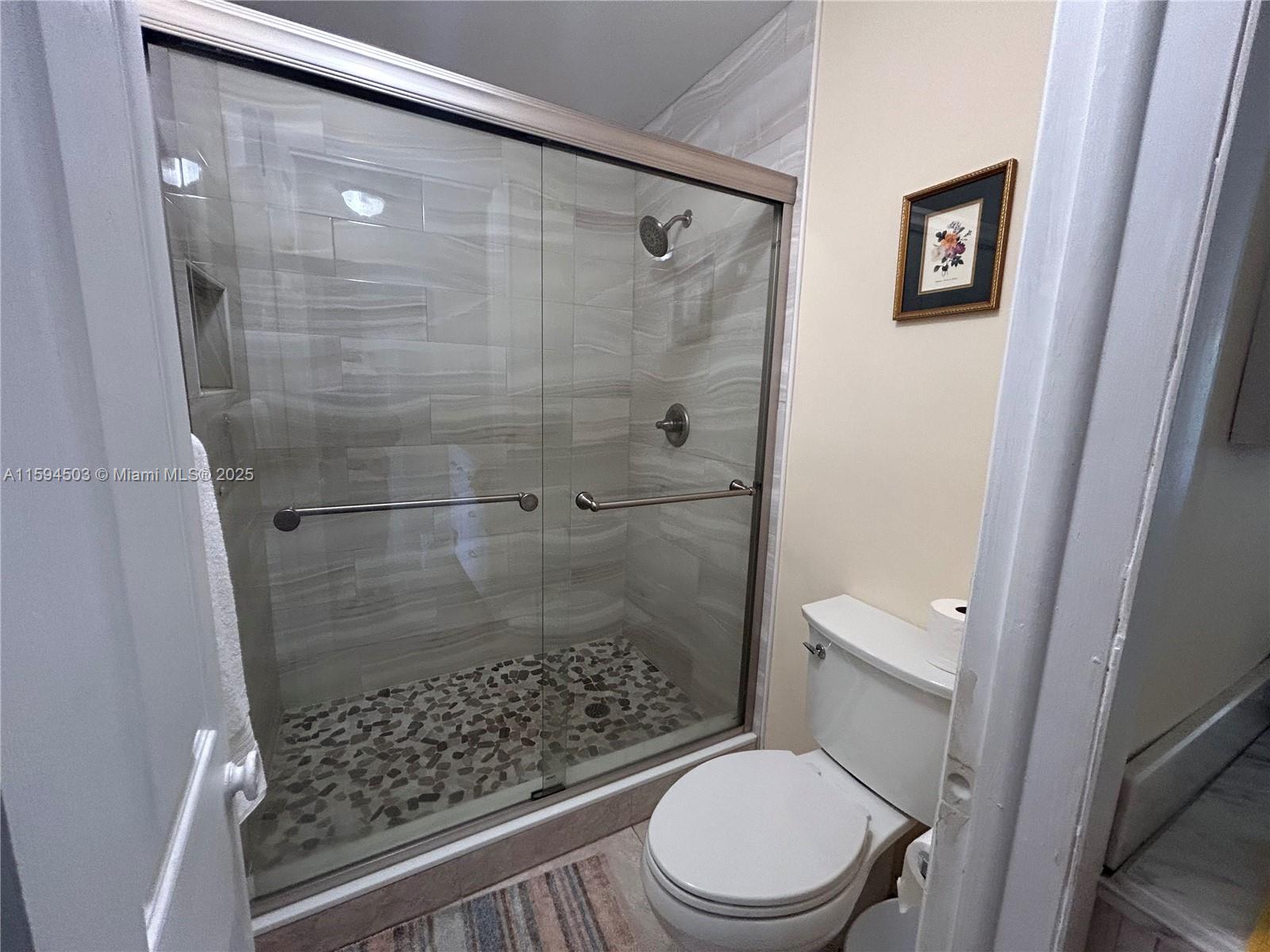 DUNBAR WOODS CONDO I II A - Residential Lease