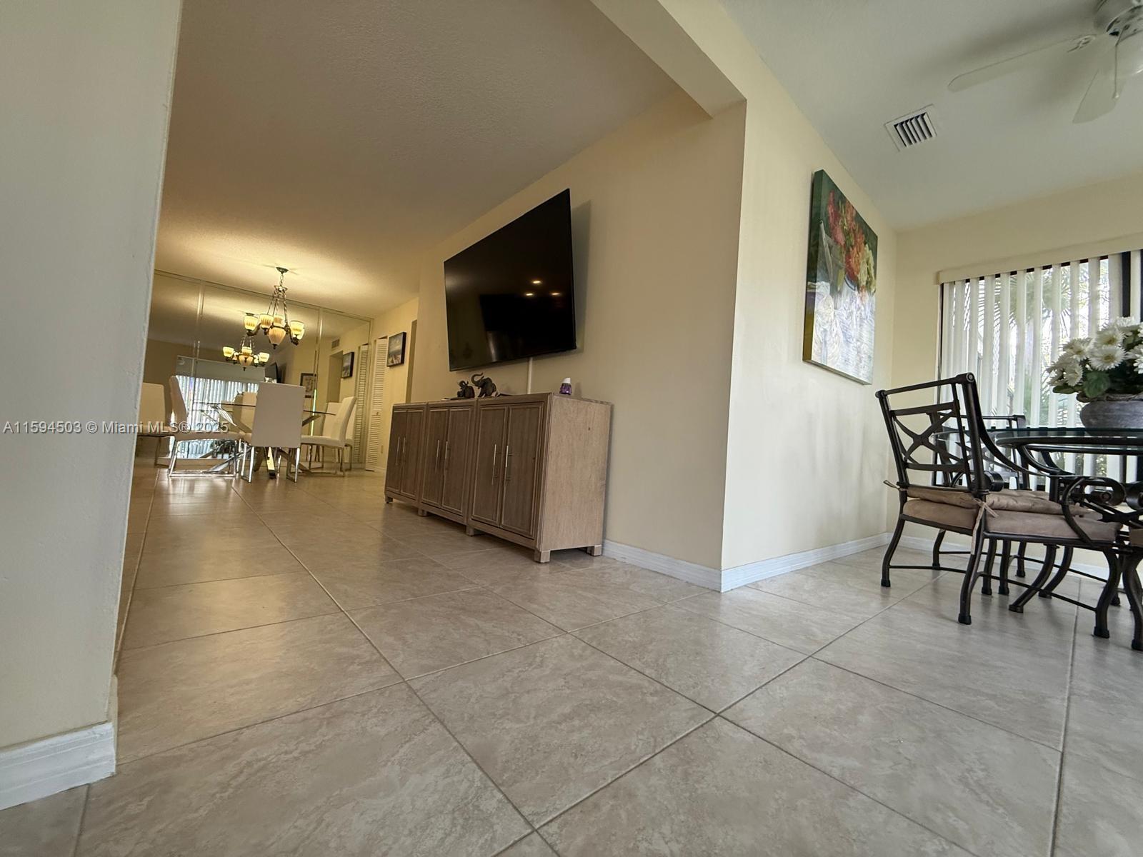 DUNBAR WOODS CONDO I II A - Residential Lease