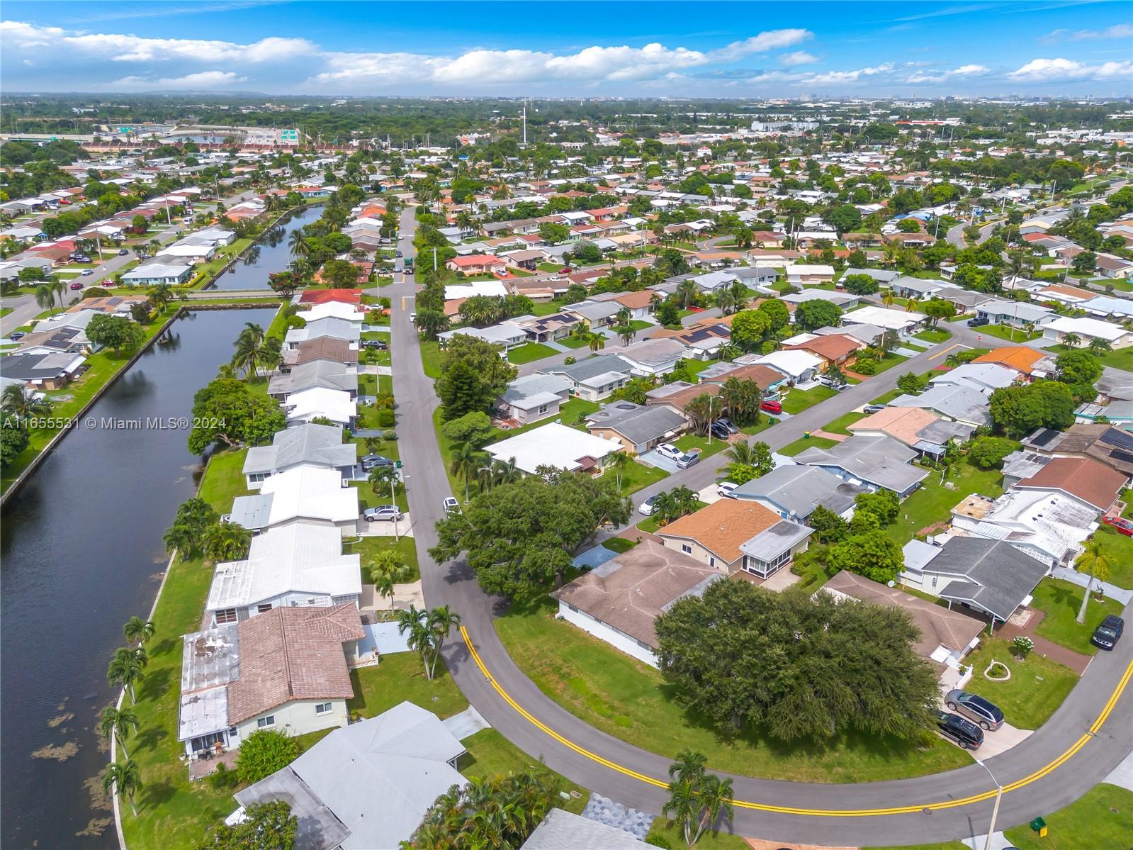 MAINLANDS OF TAMARAC LAKE - Residential
