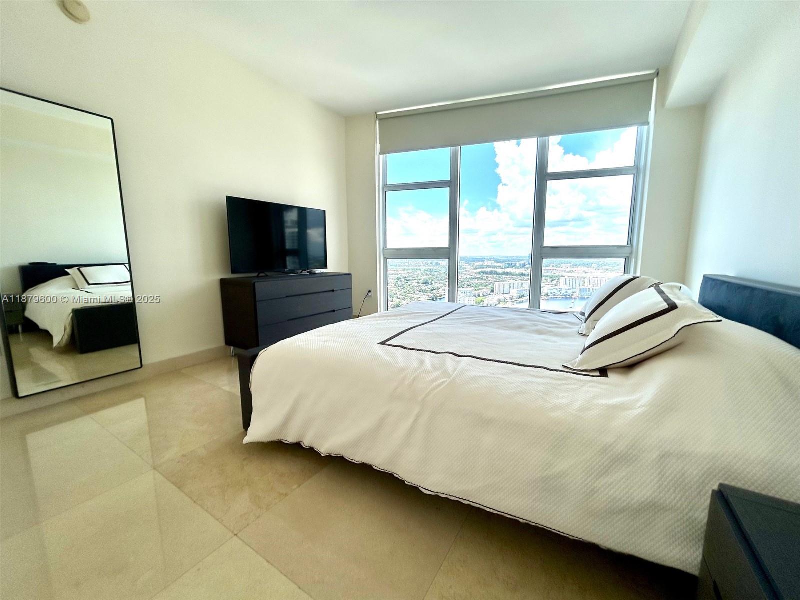 BEACH CLUB THREE CONDO - Residential Lease