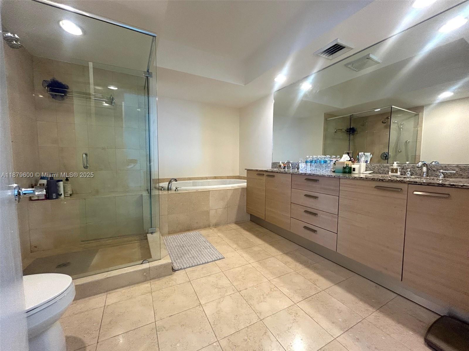 BEACH CLUB THREE CONDO - Residential Lease